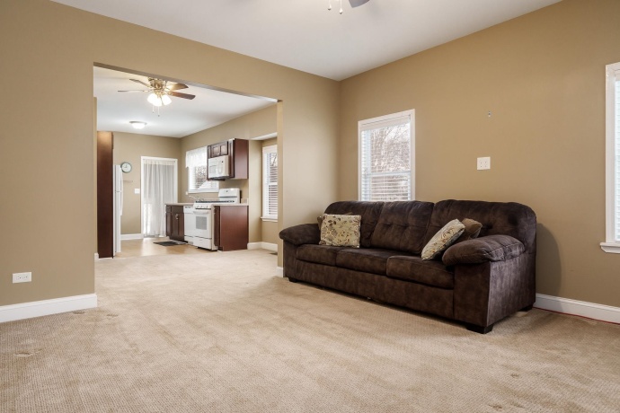 720 2ND, DEKALB, Illinois 60115, 2 Bedrooms Bedrooms, ,1 BathroomBathrooms,House,For Sale,2ND,202600069