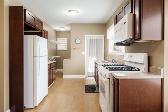 720 2ND, DEKALB, Illinois 60115, 2 Bedrooms Bedrooms, ,1 BathroomBathrooms,House,For Sale,2ND,202600069