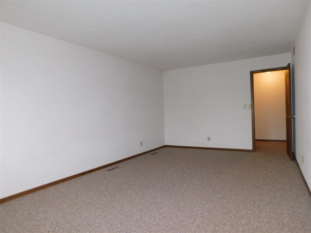 773 Tulip, ROCKFORD, Illinois 61107, 2 Bedrooms Bedrooms, ,1 BathroomBathrooms,Condominium,For Sale,Tulip,202507410