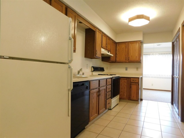 773 Tulip, ROCKFORD, Illinois 61107, 2 Bedrooms Bedrooms, ,1 BathroomBathrooms,Condominium,For Sale,Tulip,202507410