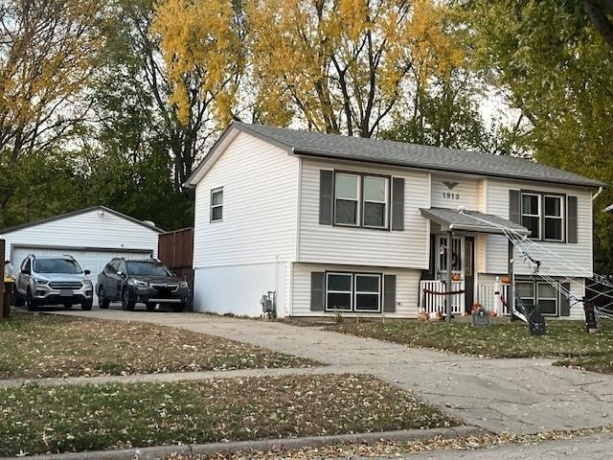 1910 Plateau, LOVES PARK, Illinois 61111, 3 Bedrooms Bedrooms, ,1 BathroomBathrooms,House,For Sale,Plateau,202506895