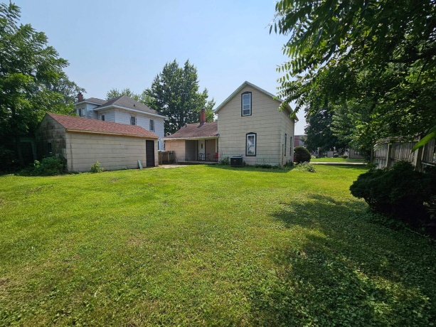 302 Park, MORRISON, Illinois 61270, 3 Bedrooms Bedrooms, ,1 BathroomBathrooms,House,For Sale,Park,202600070