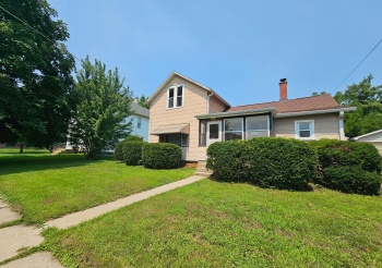 302 Park, MORRISON, Illinois 61270, 3 Bedrooms Bedrooms, ,1 BathroomBathrooms,House,For Sale,Park,202600070