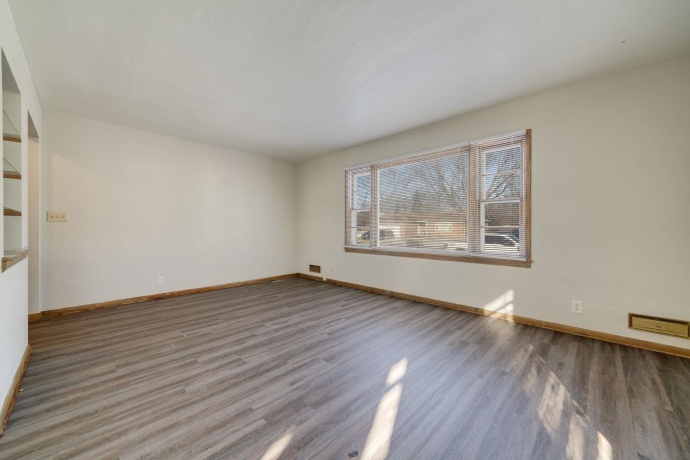 2328 Pierce, ROCKFORD, Illinois 61103, 3 Bedrooms Bedrooms, ,2 BathroomsBathrooms,House,For Sale,Pierce,202600071