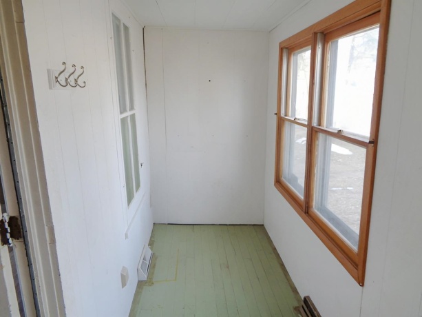 304 4th, OREGON, Illinois 61061, 3 Bedrooms Bedrooms, ,1 BathroomBathrooms,House,For Sale,4th,202600072