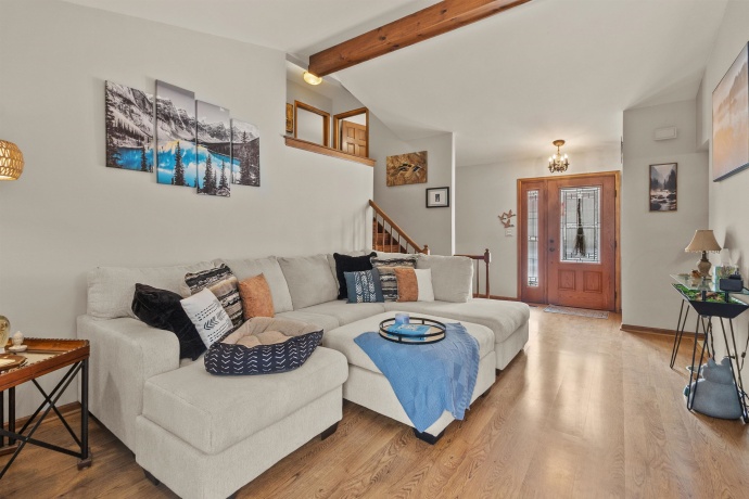 113 Wallace, BARTLETT, Illinois 60103, 3 Bedrooms Bedrooms, ,1 BathroomBathrooms,House,For Sale,Wallace,202600074