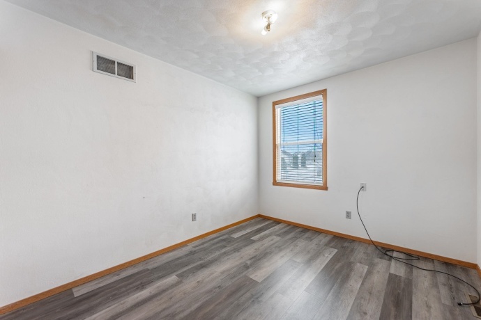 283 MADELINE, ROCKFORD, Illinois 61107, 3 Bedrooms Bedrooms, ,1 BathroomBathrooms,House,For Sale,MADELINE,202600078