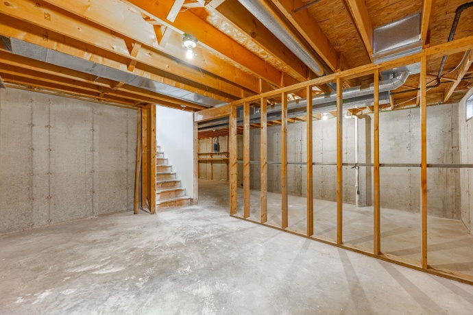 283 MADELINE, ROCKFORD, Illinois 61107, 3 Bedrooms Bedrooms, ,1 BathroomBathrooms,House,For Sale,MADELINE,202600078