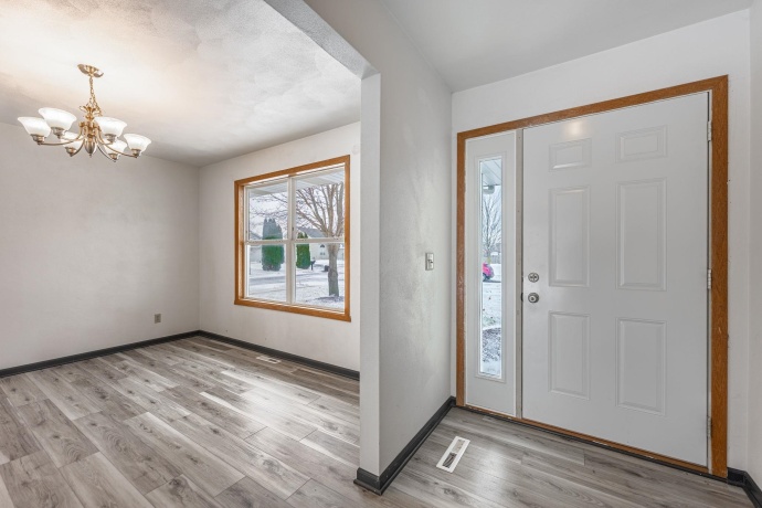 283 MADELINE, ROCKFORD, Illinois 61107, 3 Bedrooms Bedrooms, ,1 BathroomBathrooms,House,For Sale,MADELINE,202600078