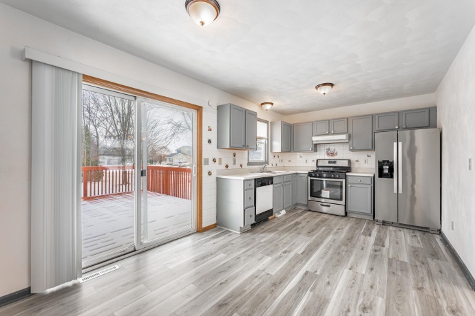 283 MADELINE, ROCKFORD, Illinois 61107, 3 Bedrooms Bedrooms, ,1 BathroomBathrooms,House,For Sale,MADELINE,202600078