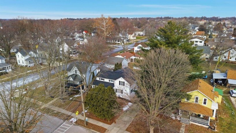 102 Winfield, MORRISON, Illinois 61270, 4 Bedrooms Bedrooms, ,2 BathroomsBathrooms,House,For Sale,Winfield,202600079