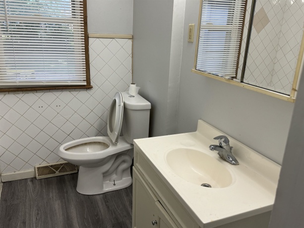 1212 Blaisdell, ROCKFORD, Illinois 61101, ,2 Units,For Sale,Blaisdell,202600082