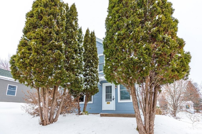 809 Franklin, GALENA, Illinois 61036, 2 Bedrooms Bedrooms, ,1 BathroomBathrooms,House,For Sale,Franklin,202600084