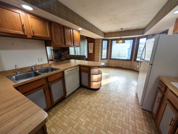 5293 Arbutus, ROCKFORD, Illinois 61107, 3 Bedrooms Bedrooms, ,2 BathroomsBathrooms,House,For Sale,Arbutus,202600085