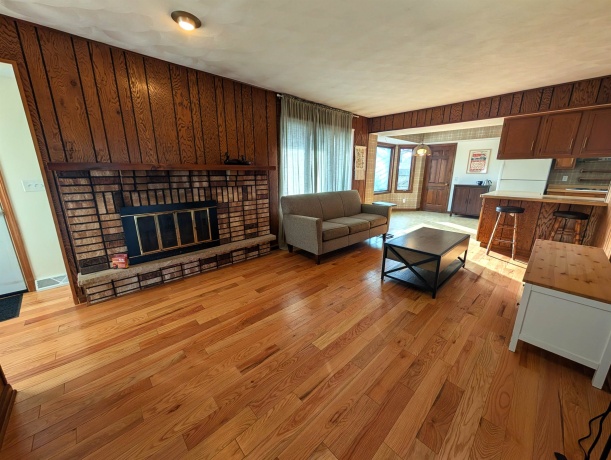 5293 Arbutus, ROCKFORD, Illinois 61107, 3 Bedrooms Bedrooms, ,2 BathroomsBathrooms,House,For Sale,Arbutus,202600085