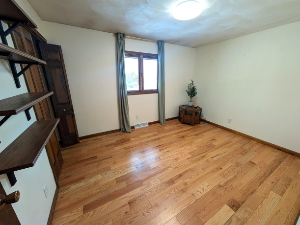 5293 Arbutus, ROCKFORD, Illinois 61107, 3 Bedrooms Bedrooms, ,2 BathroomsBathrooms,House,For Sale,Arbutus,202600085