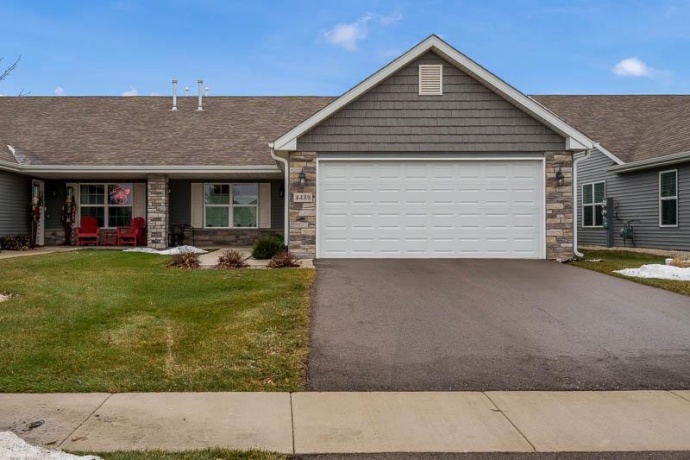 4489 SQUAW VALLEY, LOVES PARK, Illinois 61111, 2 Bedrooms Bedrooms, ,2 BathroomsBathrooms,Condominium,For Sale,SQUAW VALLEY,202600086