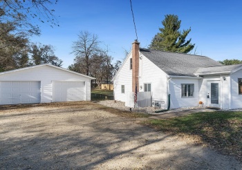 13714 Dorr, SOUTH BELOIT, Illinois 61080, 3 Bedrooms Bedrooms, ,1 BathroomBathrooms,House,For Sale,Dorr,202507118