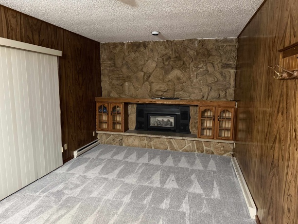 559 Greenfield, FREEPORT, Illinois 61032, 3 Bedrooms Bedrooms, ,2 BathroomsBathrooms,House,For Sale,Greenfield,202600090