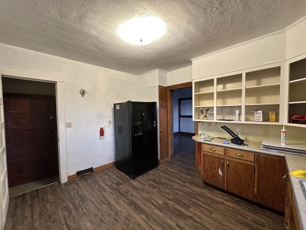 2750 Henderson, FREEPORT, Illinois 61032, 3 Bedrooms Bedrooms, ,1 BathroomBathrooms,House,For Sale,Henderson,202600091