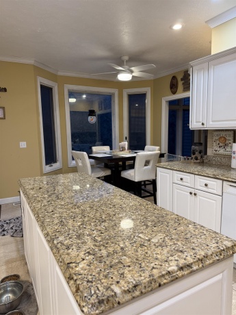 649 Roxbury, ROCKFORD, Illinois 61107, 5 Bedrooms Bedrooms, ,3 BathroomsBathrooms,House,For Sale,Roxbury,202507615