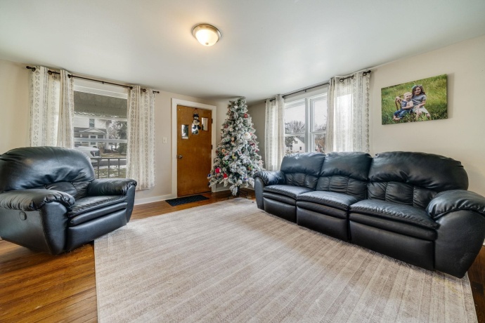 220 Hager, MILLEDGEVILLE, Illinois 61051, 3 Bedrooms Bedrooms, ,2 BathroomsBathrooms,House,For Sale,Hager,202600092