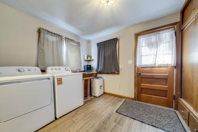 220 Hager, MILLEDGEVILLE, Illinois 61051, 3 Bedrooms Bedrooms, ,2 BathroomsBathrooms,House,For Sale,Hager,202600092