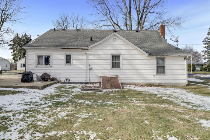 220 Hager, MILLEDGEVILLE, Illinois 61051, 3 Bedrooms Bedrooms, ,2 BathroomsBathrooms,House,For Sale,Hager,202600092