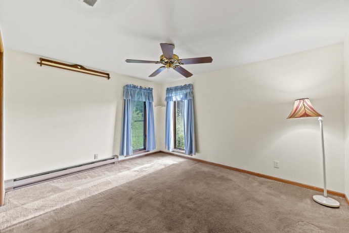 1005 Autumn, LAKE SUMMERSET, Illinois 61019, 3 Bedrooms Bedrooms, ,3 BathroomsBathrooms,House,For Sale,Autumn,202505450