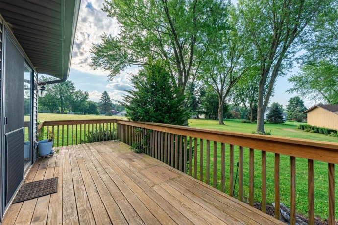 1005 Autumn, LAKE SUMMERSET, Illinois 61019, 3 Bedrooms Bedrooms, ,3 BathroomsBathrooms,House,For Sale,Autumn,202505450