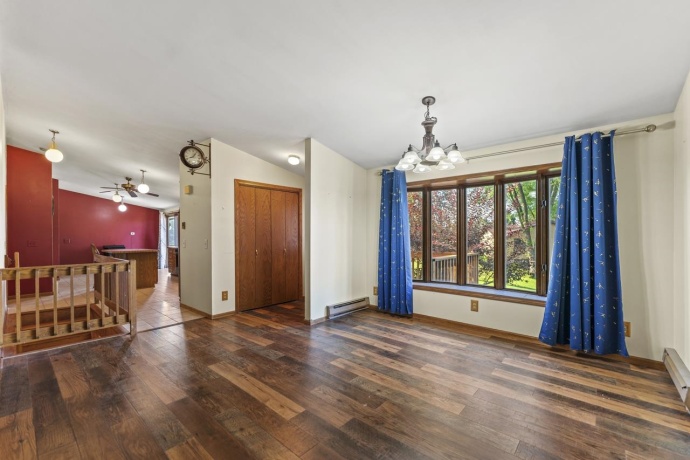 1005 Autumn, LAKE SUMMERSET, Illinois 61019, 3 Bedrooms Bedrooms, ,3 BathroomsBathrooms,House,For Sale,Autumn,202505450