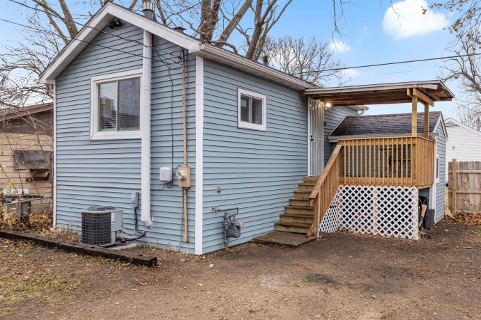 3010 & 3014 10th, ROCKFORD, Illinois 61109, 2 Bedrooms Bedrooms, ,1 BathroomBathrooms,House,For Sale,10th,202600098