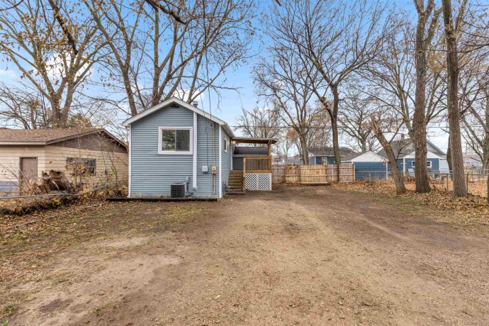 3010 & 3014 10th, ROCKFORD, Illinois 61109, 2 Bedrooms Bedrooms, ,1 BathroomBathrooms,House,For Sale,10th,202600098