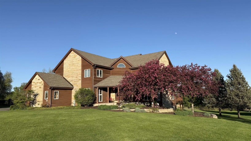 3815 Gray Fox, ROCKFORD, Illinois 61114, 4 Bedrooms Bedrooms, ,4 BathroomsBathrooms,House,For Sale,Gray Fox,202600100