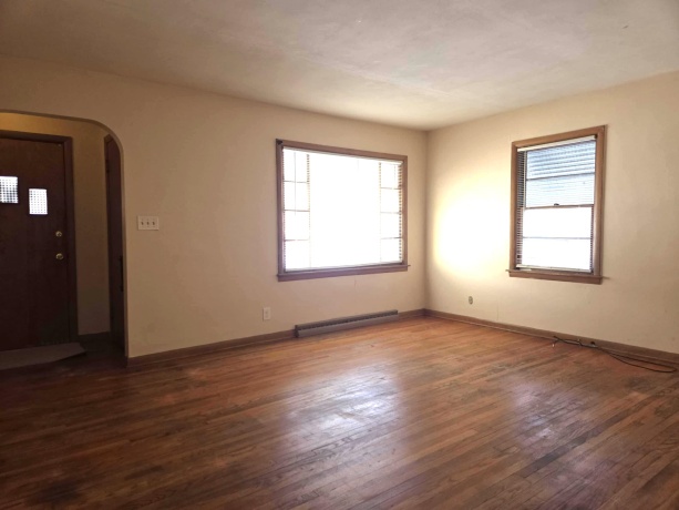 1123 16th, ROCKFORD, Illinois 61104, 3 Bedrooms Bedrooms, ,1 BathroomBathrooms,House,For Sale,16th,202600101