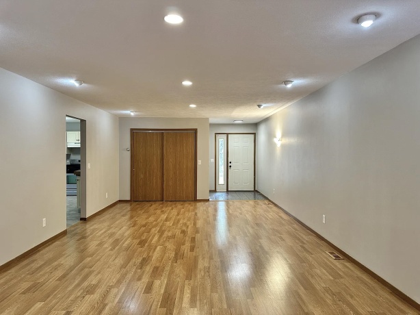 6608-6610 Sawgrass, ROCKFORD, Illinois 61114, ,2 Units,For Sale,Sawgrass,202600103