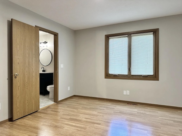 6608-6610 Sawgrass, ROCKFORD, Illinois 61114, ,2 Units,For Sale,Sawgrass,202600103