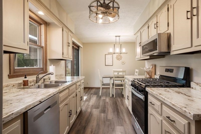 3625 Flambeau, ROCKFORD, Illinois 61114, 3 Bedrooms Bedrooms, ,2 BathroomsBathrooms,House,For Sale,Flambeau,202600107