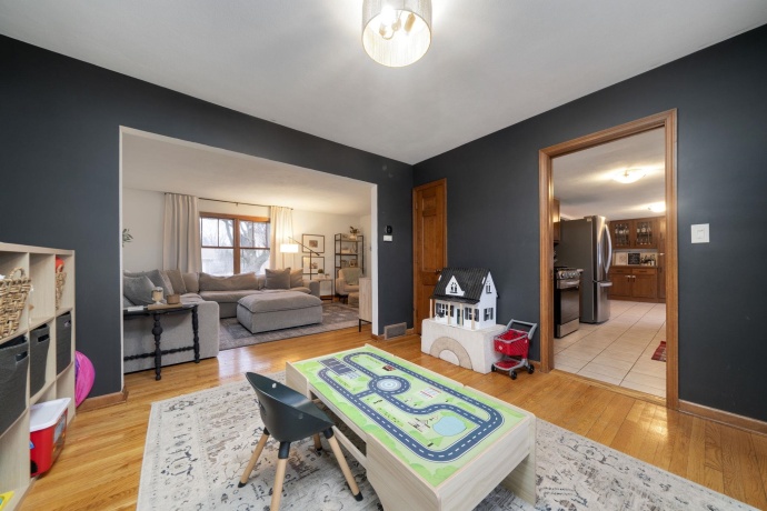 813 Prestwick, ROCKFORD, Illinois 61107, 4 Bedrooms Bedrooms, ,1 BathroomBathrooms,House,For Sale,Prestwick,202600109