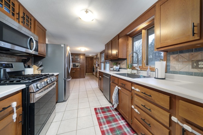 813 Prestwick, ROCKFORD, Illinois 61107, 4 Bedrooms Bedrooms, ,1 BathroomBathrooms,House,For Sale,Prestwick,202600109