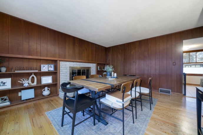 813 Prestwick, ROCKFORD, Illinois 61107, 4 Bedrooms Bedrooms, ,1 BathroomBathrooms,House,For Sale,Prestwick,202600109