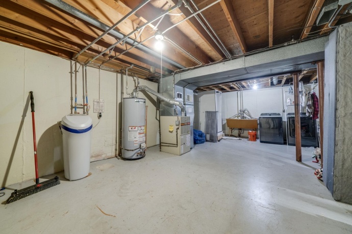 813 Prestwick, ROCKFORD, Illinois 61107, 4 Bedrooms Bedrooms, ,1 BathroomBathrooms,House,For Sale,Prestwick,202600109