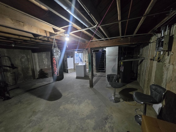 1123 Island, ROCKFORD, Illinois 61102, 2 Bedrooms Bedrooms, ,1 BathroomBathrooms,House,For Sale,Island,202600110