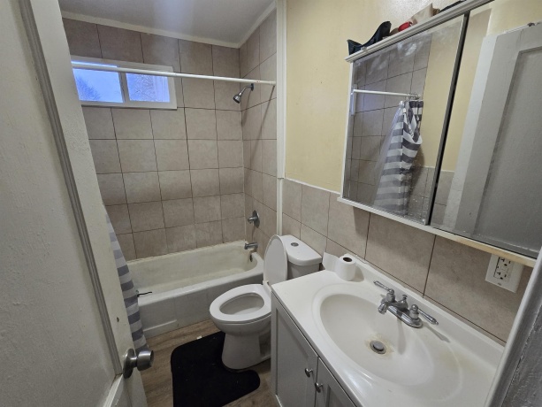 1123 Island, ROCKFORD, Illinois 61102, 2 Bedrooms Bedrooms, ,1 BathroomBathrooms,House,For Sale,Island,202600110