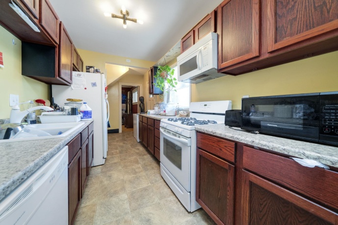 1614 Grace, ROCKFORD, Illinois 61103, 3 Bedrooms Bedrooms, ,2 BathroomsBathrooms,House,For Sale,Grace,202600114