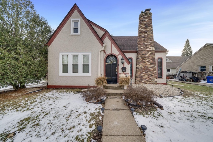 1614 Grace, ROCKFORD, Illinois 61103, 3 Bedrooms Bedrooms, ,2 BathroomsBathrooms,House,For Sale,Grace,202600114