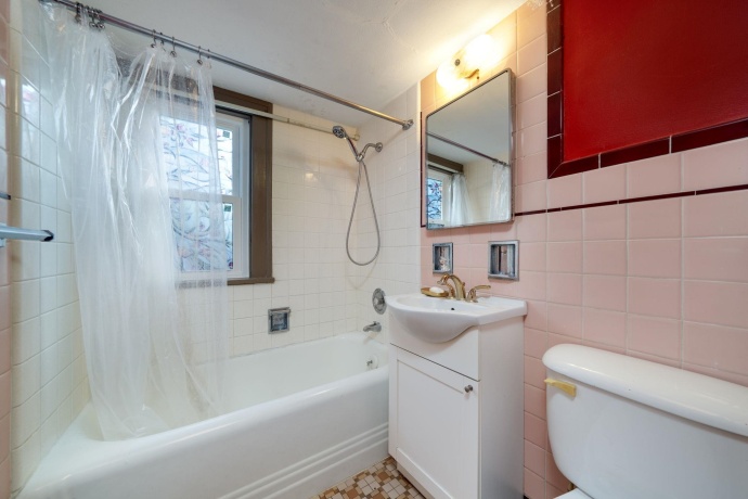 1614 Grace, ROCKFORD, Illinois 61103, 3 Bedrooms Bedrooms, ,2 BathroomsBathrooms,House,For Sale,Grace,202600114