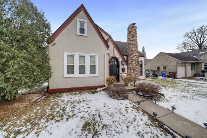 1614 Grace, ROCKFORD, Illinois 61103, 3 Bedrooms Bedrooms, ,2 BathroomsBathrooms,House,For Sale,Grace,202600114