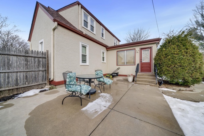 1614 Grace, ROCKFORD, Illinois 61103, 3 Bedrooms Bedrooms, ,2 BathroomsBathrooms,House,For Sale,Grace,202600114