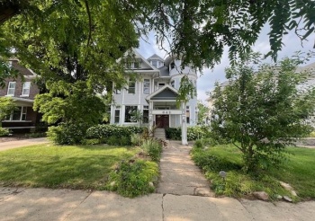 642 Stephenson, FREEPORT, Illinois 61032, 5 Bedrooms Bedrooms, ,2 BathroomsBathrooms,House,For Sale,Stephenson,202503196